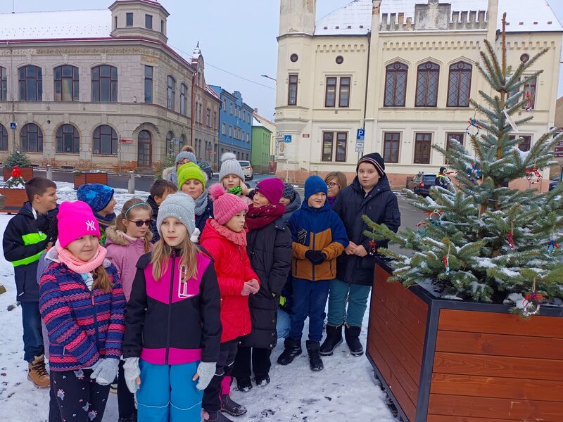 Zdobení vánočního stromečku